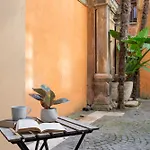 Santa Caterina By The Pantheon روما