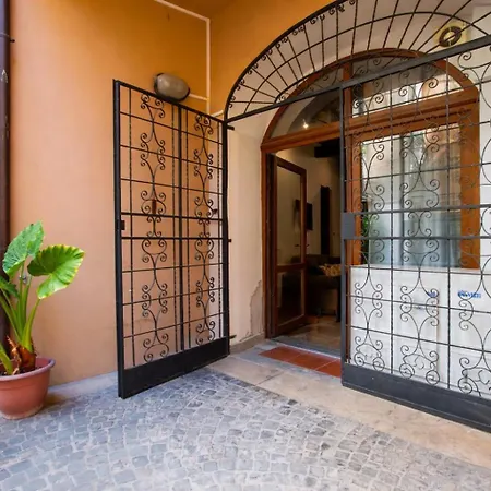 Appartamento Santa Caterina By The Pantheon *