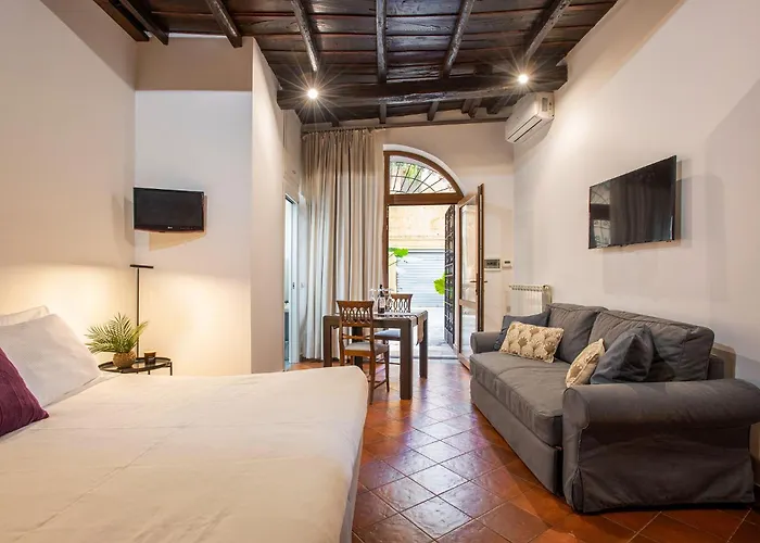 Santa Caterina By The Pantheon Апартаменты *